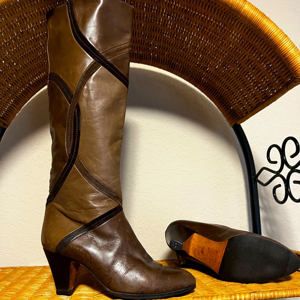 Cool retro Italian  boots!!